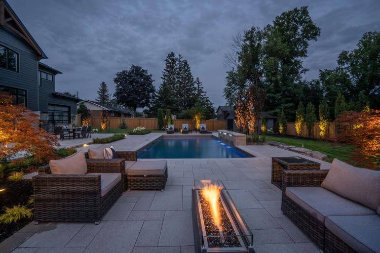 swimming pool contractors near Kleinburg